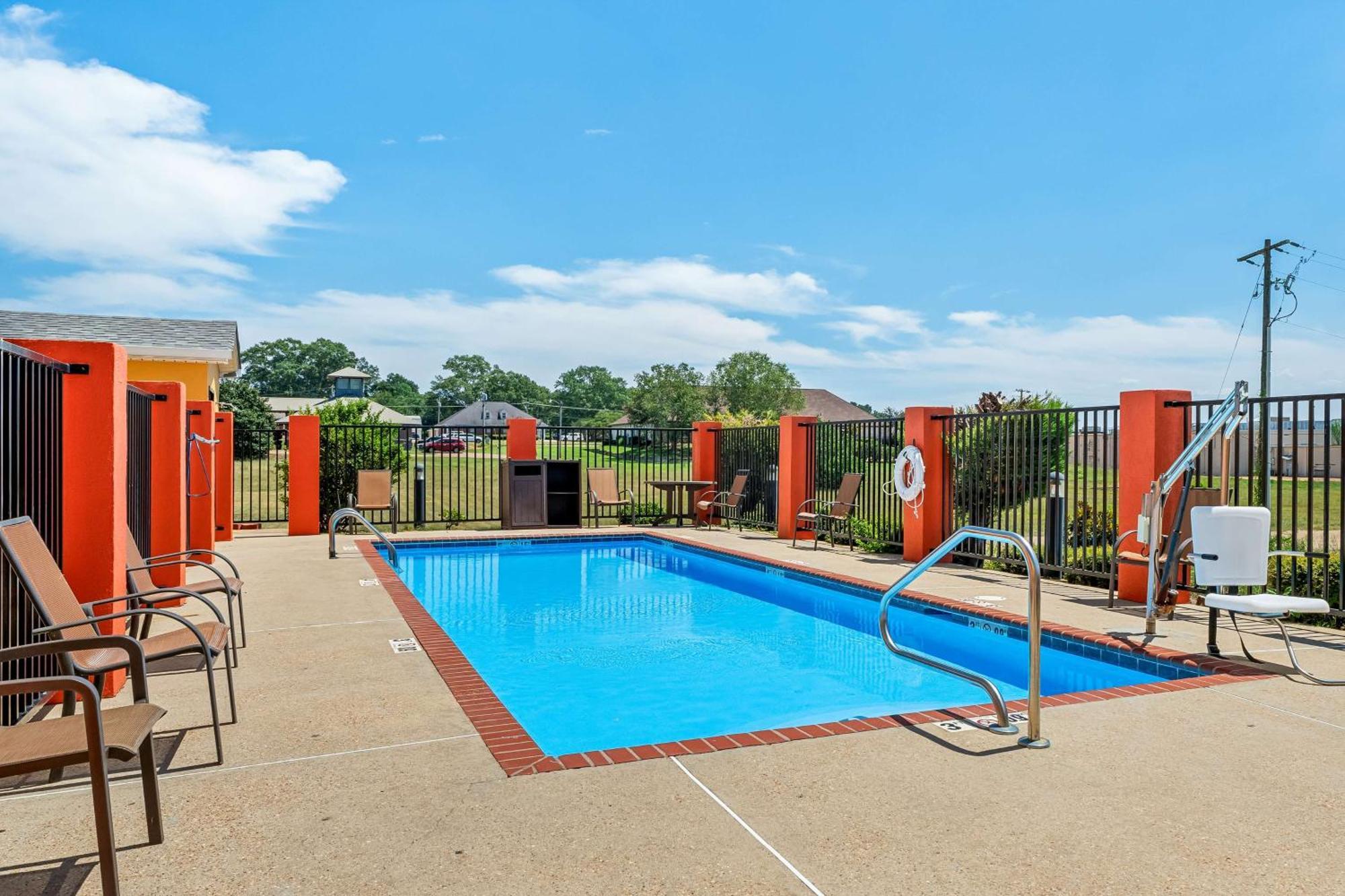 Best Western Plus - Magee Inn&Suites Exterior foto